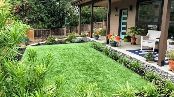 Front Yard Artificial Grass in Reno