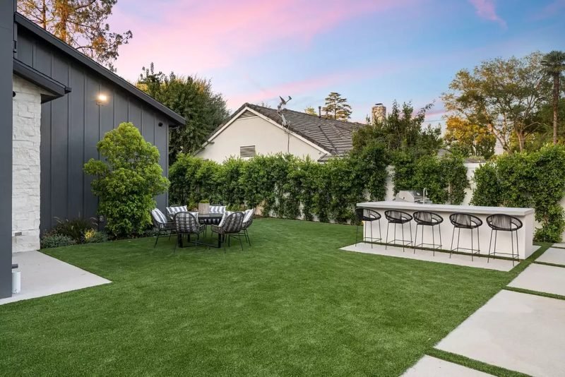 Patio, Balcony and Pool Deck Turf in Reno